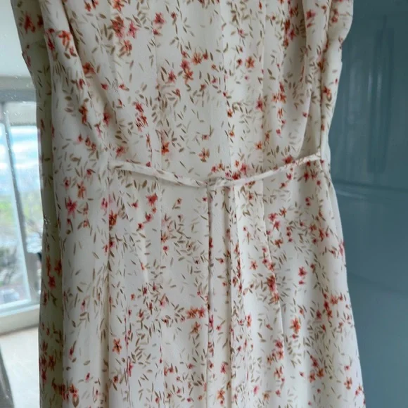 90s Vintage midi dainty floral dress 🤍🍋 - Picture 5 of 10
